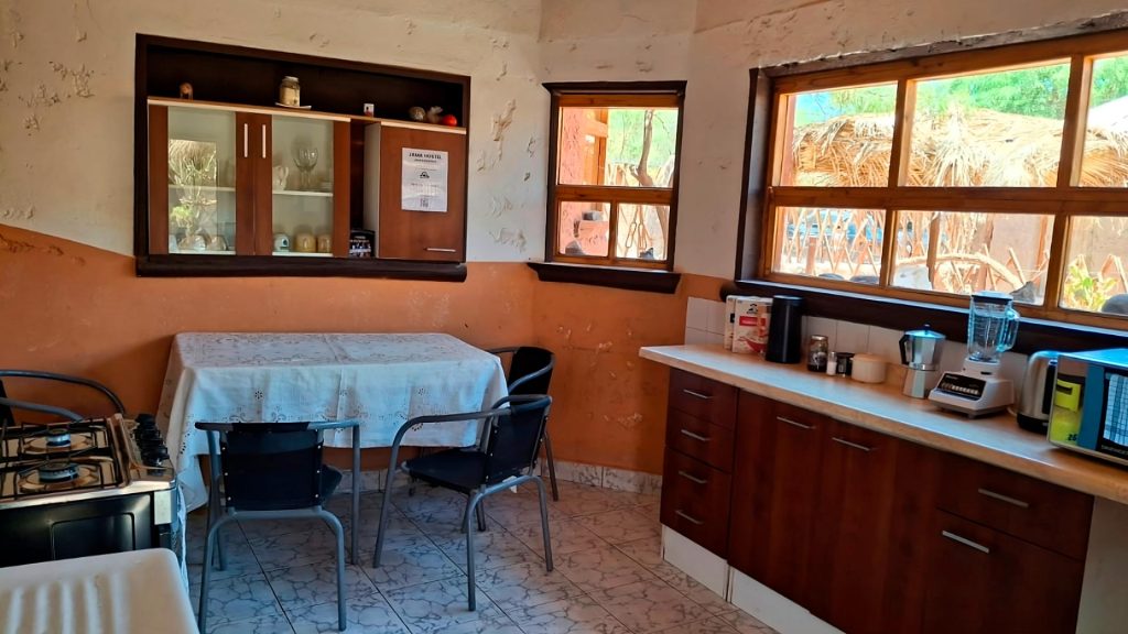 Cozinha compartilhada Jama Hostel